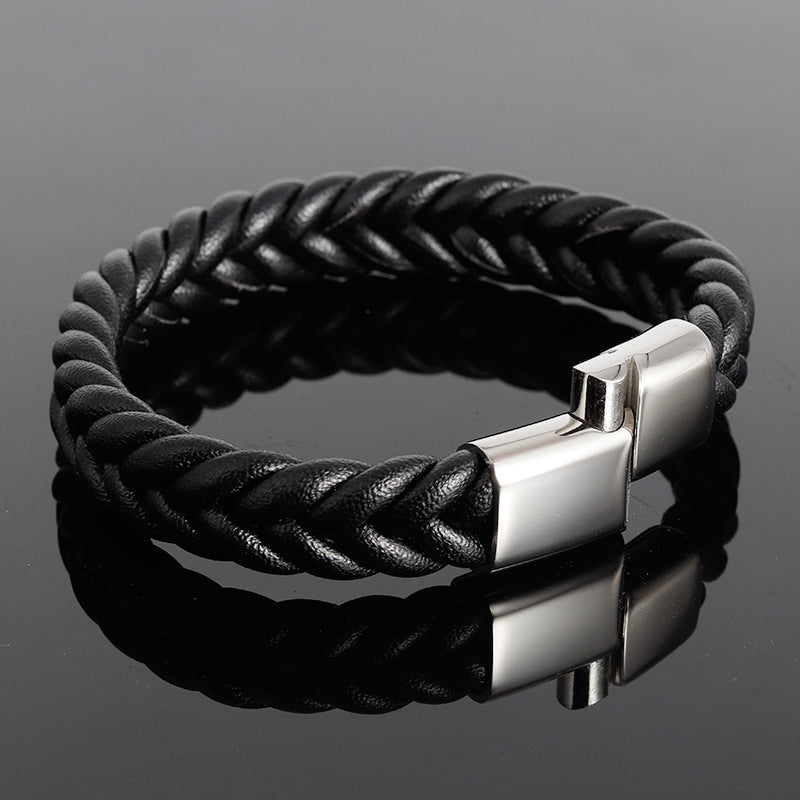 Pulsera de Cuero Negro Biker Iron & Leather