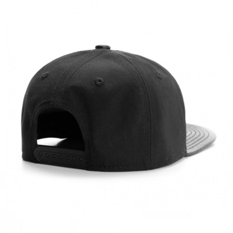 Gorra Biker Flat Brim Iron &amp; Leather