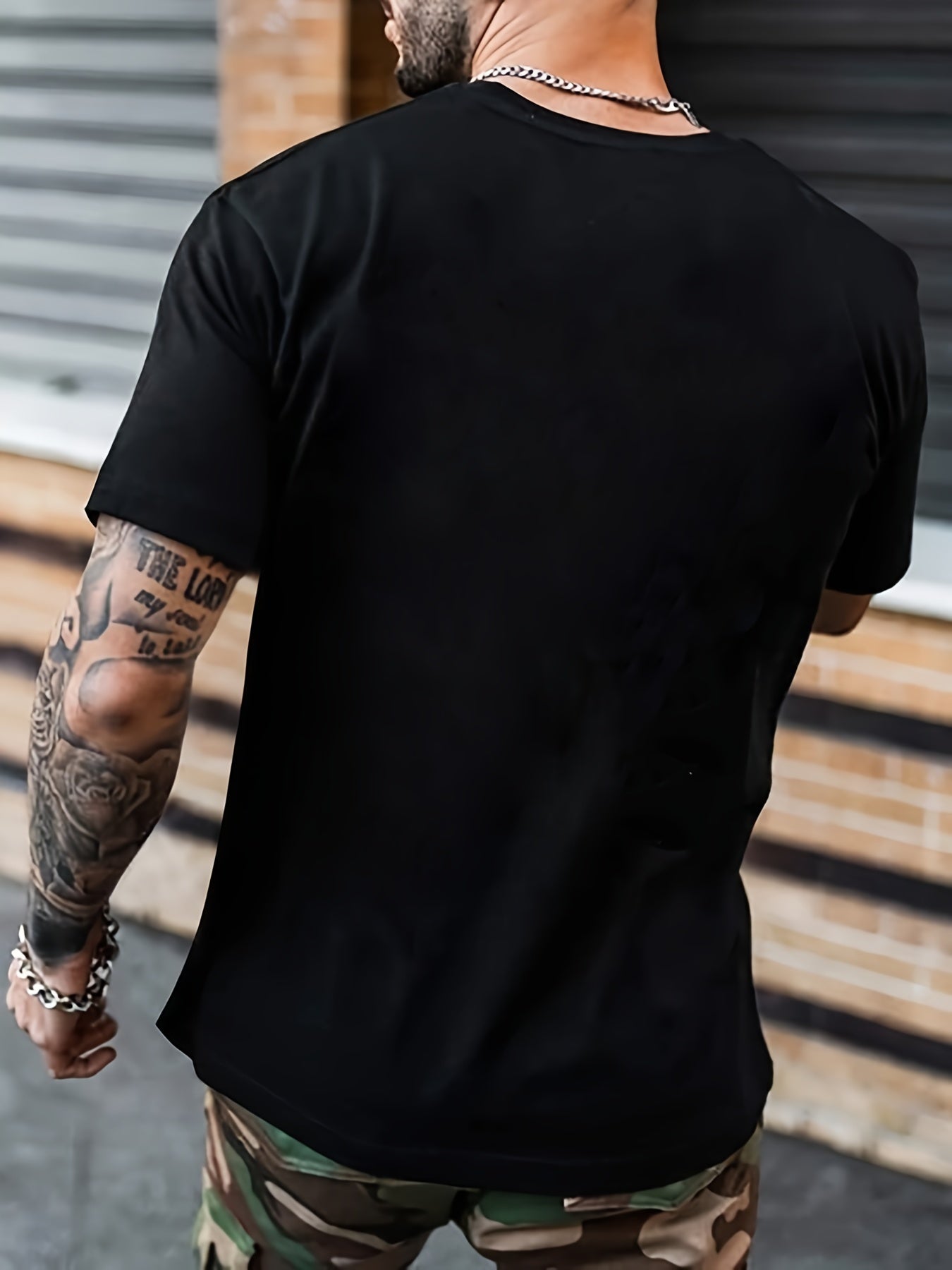 Camiseta Rock Retro Iron & Leather